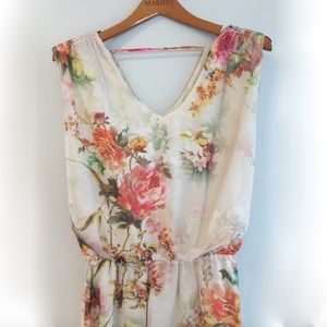 Graham & Spencer floral sleeveless dress NWT